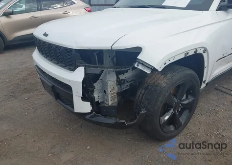 2023 Jeep Grand Cherokee L Altitude 4X4 z USA, uszkodzony, nr VIN 1C4RJKAG3P8743145